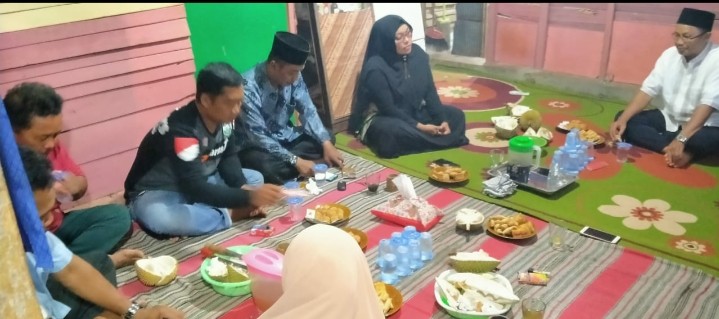 AKRAB DALAM MEMBANGUN